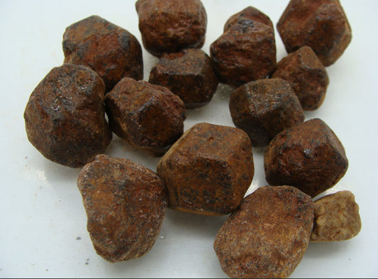 Garnet balls